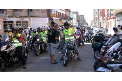 Las motos volverán a ser las protagonistas en las calles de Veguellina de Órbigo durante este fin de