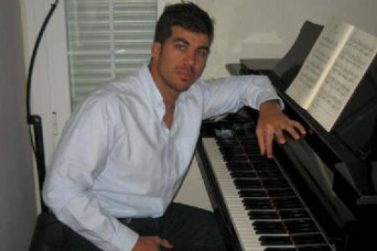 El joven pianista sevillano Miguel Sánchez