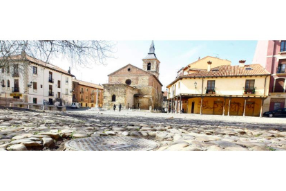 El Ayuntamiento cuenta con un plan para rehabilitar la plaza del Grano.