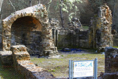 Ruinas del monasterio de los Hospitalarios de San Juan. RAMIRO