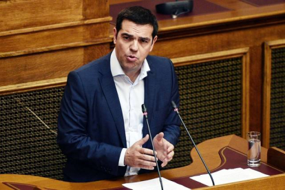 Tsipras, durante su intervención ante el Parlamento griego.