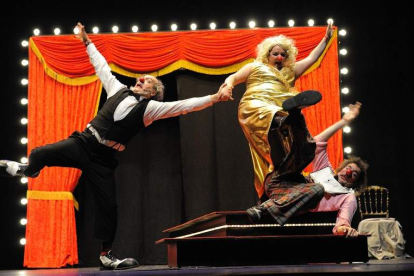 Una escena de la representación circense que se incluye dentro del programa del Bergidum.