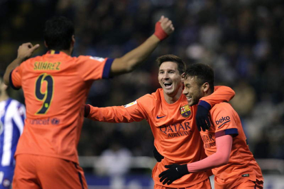 Messi, Neymar y Luis Suárez tiran del carro azulgrana.