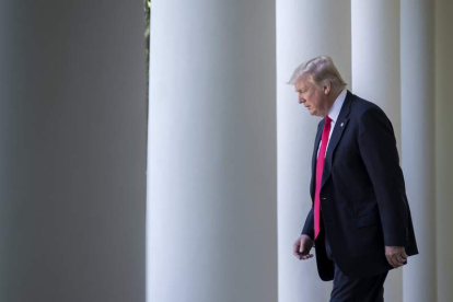 Trump, tras anunciar, el pasado jueves, que Estados Unidos se retiraba del acuerdo de París. M. RILEY