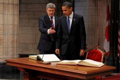 Harper invita a Obama a firmar en el libro de huéspedes del Parlamento
