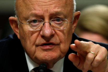 Clapper testifica ante una comisión del Senado sobre las ciberamenazas extranjeras, en Washington, el 5 de enero.