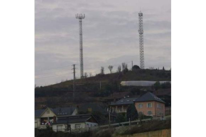 Las antenas más próximas al Bierzo Oeste están en Villafranca.
