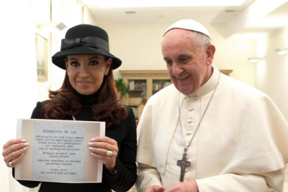 Cristina Fernández de Kirchner y el Papa Francisco se reunieron en la residencia de Santa Marta.