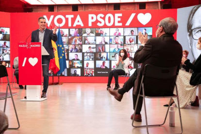 Pedro Sánchez abre la campaña de Ángel Gabilondo. EVA ERCOLANESE