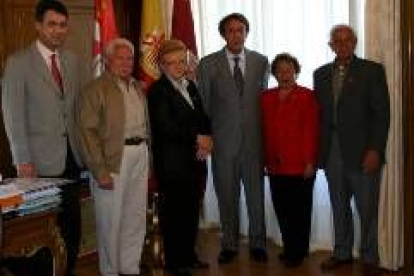 Bernardo Mallo y Antolín Ares, junto a García-Prieto y Martínez Majo