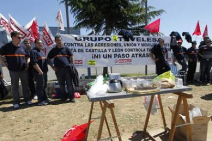 Los trabajadores de la ITV exigen igualar las condiciones salariales en toda la Comunidad.