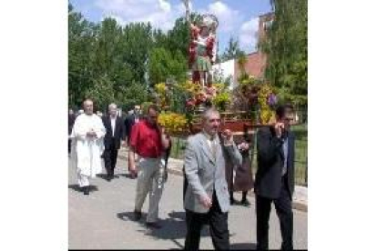 En la foto, un momento de la procesión de ayer