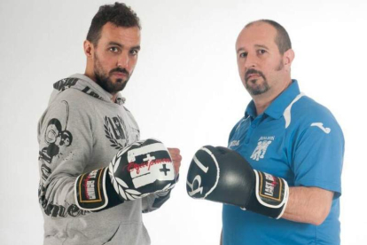 Jonatan Rodríguez y su entrenador Alfredo Arrojo.