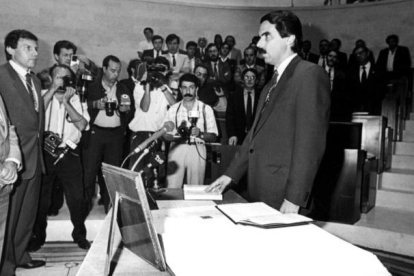 José María Aznar, nuevo presidente de Castilla y León en los segundos comicios autonómicos. DL