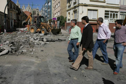 En agosto de 2006, el socialista Fernández pidió parar la obra. NORBERTO