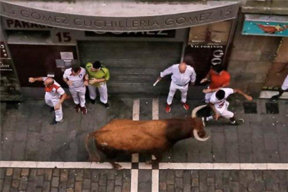 Encierro con toros de Miura.