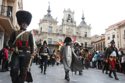 Napoleón haciendo su entrada en Astorga en la recreación histórica