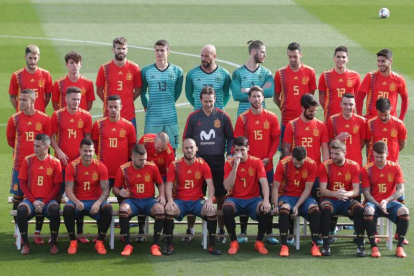 Foto oficial de la selección española, que estrena nueva equipación. ZIPI