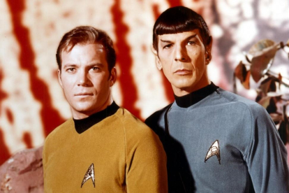 El capitán Kirk (William Shatner), y el doctor Spock (Leonard Nimoy), pilares de la serie original de la franquicia 'Star Trek'.