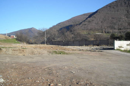 Terrenos donde estaba prevista la construcción del Parador de Villablino. ARAUJO