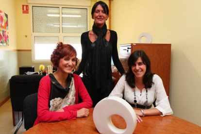Alicia Gallego, Carmen Rodríguez y Ángela González.