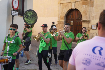 El Día de las Peñas prolonga la resaca festiva de San Froilán. JONATHAN NOTARIO.