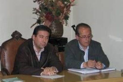 Luis Mariano Santos y José María Díez, concejales de la UPL