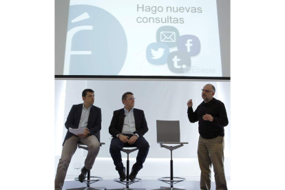Alfredo Menéndez, Mario Tascón y Eduardo Basterrechea.
