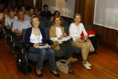 La nutricionista Luisa García González, ayer en el Colegio de Farmacéuticos.