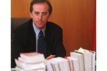 Carlos Javier Álvarez Fernández, juez decano de León y titular del juzgado de lo contencioso