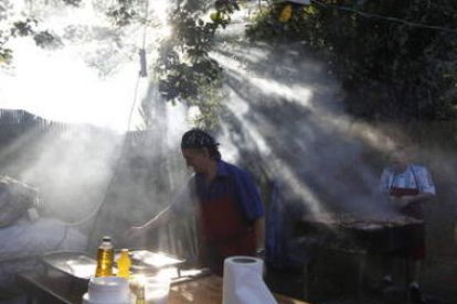 Los vapores de la carne a la plancha no son lo más romántico del mundo ¿o sí?