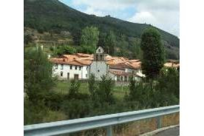 Vista del pueblo de Campohermoso, ubicado en la zona del Curueño