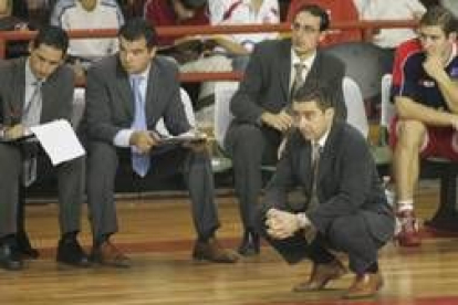 Jareño quiere evitar que su equipo se obsesione con la clasificación para la Copa del Príncipe