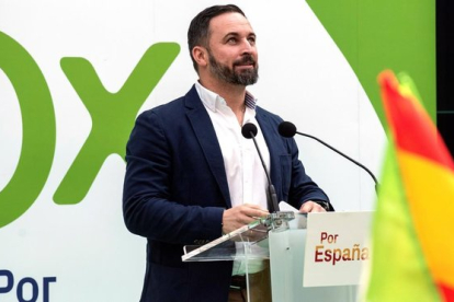 El candidato de Vox a las generales, Santiago Abascal, en un mitin en Vitoria.