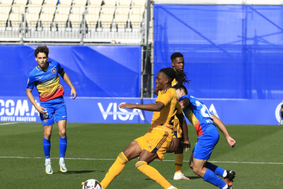 La Deportiva salió de vacío de su visita al feudo del Andorra donde perdió por 3-0. LOF