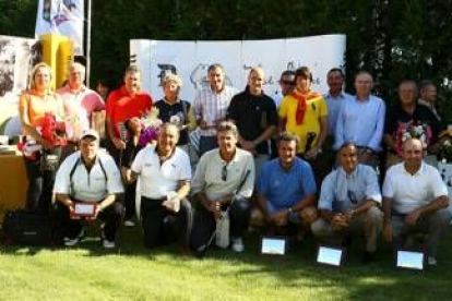 Imagen de familia de los ganadores del Torneo y el Pro-Am
