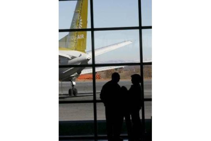 El aeropuerto leonés podrá seguir siendo viable, según Iberia