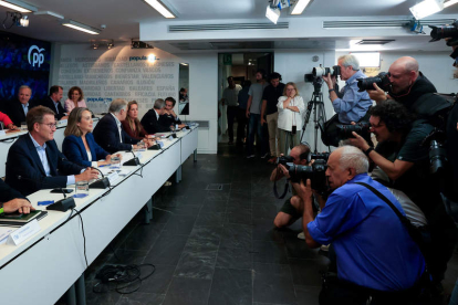 Alberto Núñez Feijóo ayer, durante la reunión de Junta Directiva Nacional en Madrid. ZIPI ARAGON