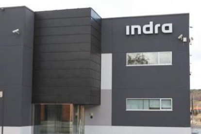 La imagen exterior de la nueva sede de Indra en el Parque Industrial del Bierzo Alto.