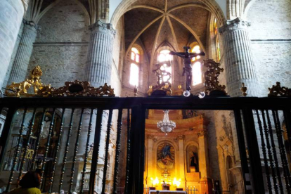 Interior de la Iglesia Colegiata de Villafranca del Bierzo.  GAITERO