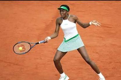 En cuanto a las chicas... Las tenistas siempre han conseguido acaparar flashes con sus minúsculas falditas. Kournikova, Sharapova o Venus Williams, son testigo.