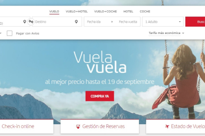 La nueva campaña de Iberia utiliza como imagen a una niña en el columpio gigante de Riaño. DL