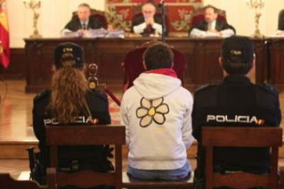 Pedro Rozas, en el banquillo de los acusados, durante el juicio del 14 de marzo en León.