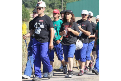 El sol y quienes arroparon a la marcha en León pusieron el calor. Norberto