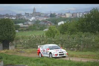 El piloto berciano Antonio Garrido actuó como anfitrión en el Rally ponferradino.