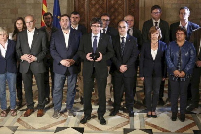 Comparecencia de Carles Puigdemont y su Govern, la noche del referéndum.
