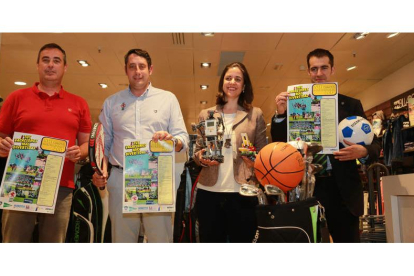 Presentación del campus del León Club de Golf en El Corte Inglés.