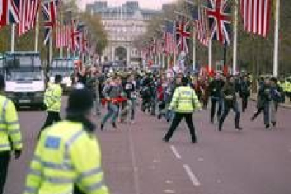 Un momento de la protesta en contra de la visita de Bush a Londres