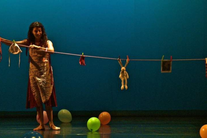 Un momento de la representación de ‘Volver a jugar’, de Marisol Rozo.