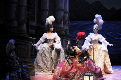2009: ‘PARTÉNOPE’. La ópera, con música de Leonardo Da
Vinci, se puso en escena en León
tras 280 años sin representarse. RAMIRO